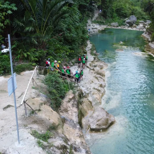 TravelToPH - Экскурсии / Туры - Плавание с Китовыми Акулами в Ослобе - Руины Куартел - Каньонинг в Алегрии, Канлаоб | VC-WSWOCRAKC-D1