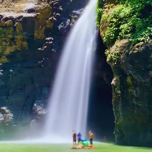 TravelToPH - Экскурсии / Туры - Водопады Кавинти (водопады Пагманджан) | LM-CFPF-D1 TravelToPH - Экскурсии / Туры - Водопады Кавинти (водопады Пагманджан) | LM-CFPF-D1