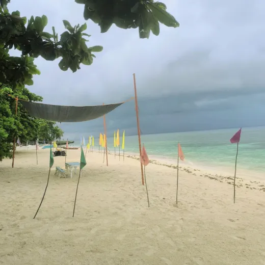 TravelToPH - Экскурсии / Туры - Тур по пляжам: Белый пляж Сантьяго - пляж Мангодлонг - пляж Бакхау | VC-BHRTSWBMBB-D1