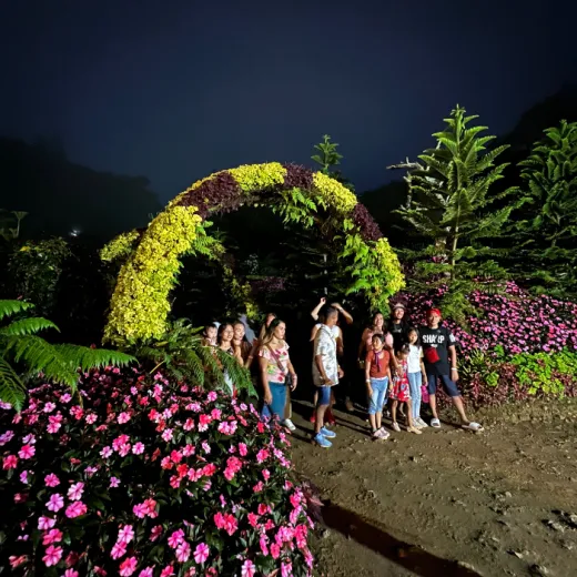 TravelToPH - Экскурсии / Туры - Вест 35 - Бувакан ни Алехандра - Лейквью Ле Жардин | VC-WBALLJ-D1