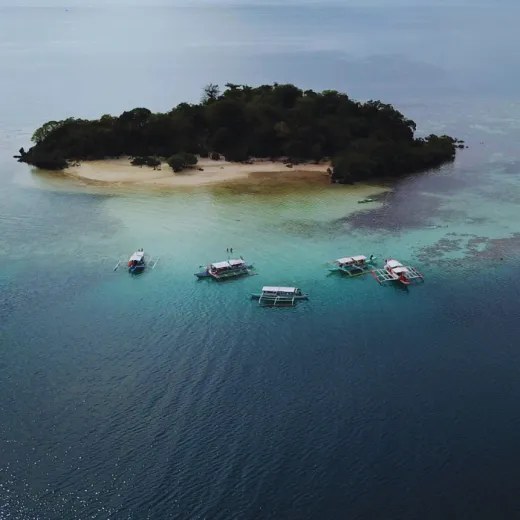 TravelToPH - Экскурсии / Туры - Расширенный тур по лагунам - Лагуны Близнецы - Озеро Барракуда - Озеро Каянган - Морской парк Сиете Пекадос - Затонувший корабль «Skeleton Wreck» - Яхт Клуб CYC Beach | LC-ELTTLBLKLSPMPSWCB-D1