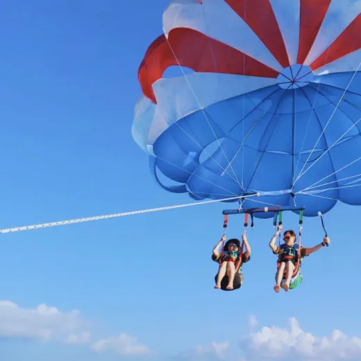 TravelToPH - Экскурсии / Туры - Парасейлинг - Полет на парашюте за катером | VB-PIB-D1