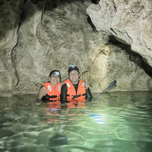 TravelToPH - Экскурсии / Туры - Церковь Лази - подземная река Самбулаван - старое зачарованное дерево Балете - курорт с видом на закат FIG | VS-LCSUROEBTFSVR-D1