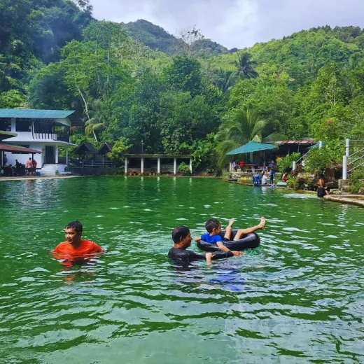 TravelToPH - Экскурсии / Туры - Экологический тур по острову Панай: арборетум и экопарк Пандан - пещера Пангихан - курорт холодного источника Хуром-Хуром - водопады Джаваили | VB-PIETPAEPPCHHCSRJF-D1 TravelToPH - Экскурсии / Туры - Экологический тур по острову Панай: арборетум и экопарк Пандан - пещера Пангихан - курорт холодного источника Хуром-Хуром - водопады Джаваили | VB-PIETPAEPPCHHCSRJF-D1