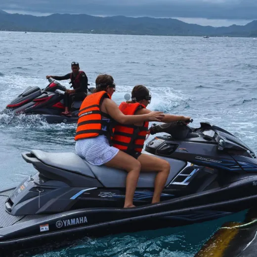 TravelToPH - Экскурсии / Туры - Катание на водном мотоцикле на Боракай | VB-JSRIB-D1