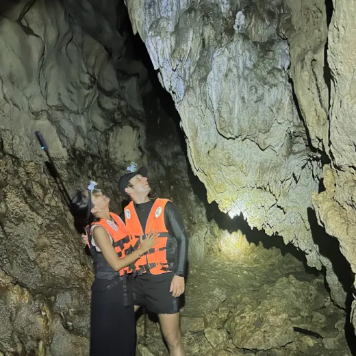 TravelToPH - Экскурсии / Туры - Церковь Лази - подземная река Самбулаван - старое зачарованное дерево Балете - курорт с видом на закат FIG | VS-LCSUROEBTFSVR-D1