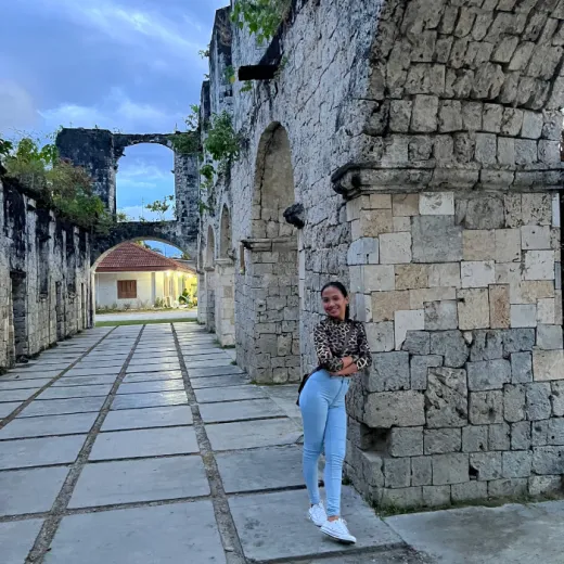 TravelToPH - Экскурсии / Туры - Плавание с Китовыми Акулами в Ослобе - Руины Куартел - Каньонинг в Алегрии, Канлаоб | VC-WSWOCRAKC-D1