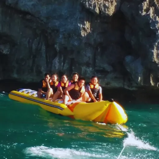 TravelToPH - Экскурсии / Туры - Катание на банане на Боракай | VB-BBRIB-D1