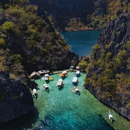 TravelToPH - Экскурсии / Туры - Расширенный тур по лагунам - Лагуны Близнецы - Озеро Барракуда - Озеро Каянган - Морской парк Сиете Пекадос - Затонувший корабль «Skeleton Wreck» - Яхт Клуб CYC Beach | LC-ELTTLBLKLSPMPSWCB-D1