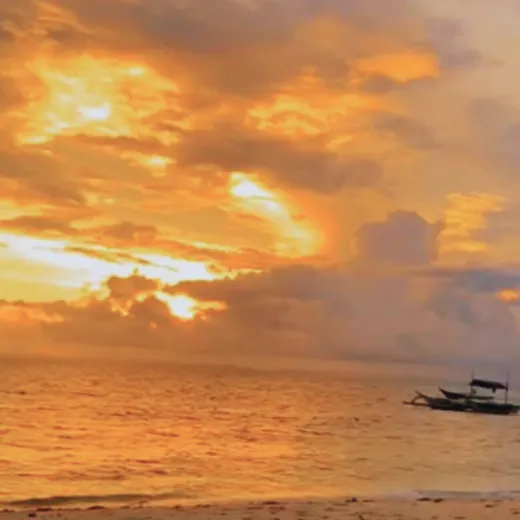 TravelToPH - Экскурсии / Туры - Круиз на закате: прогулка на лодке вдоль побережья Малапаскуа | VM-SCBTACOM-D1