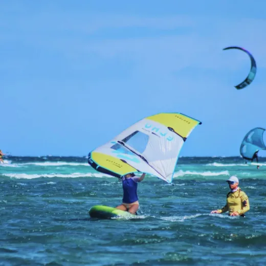 TravelToPH - Экскурсии / Туры - Кайтсёрфинг или виндсёрфинг на Боракай | VB-KOWIB-D1