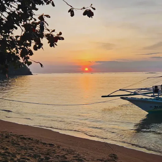 TravelToPH - Экскурсии / Туры - Сафари Калауит - Черный остров - пляж Окам Окам | LC-CSBIPBOB-D1