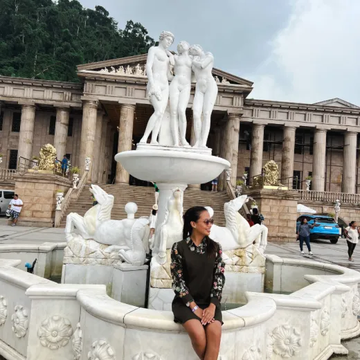 TravelToPH - Экскурсии / Туры - Храм Леи - Кафе Матана - Ботанический сад Террасас де Флорес - Жизнь в Небесах | VC-TLMCTFBGLVS-D1