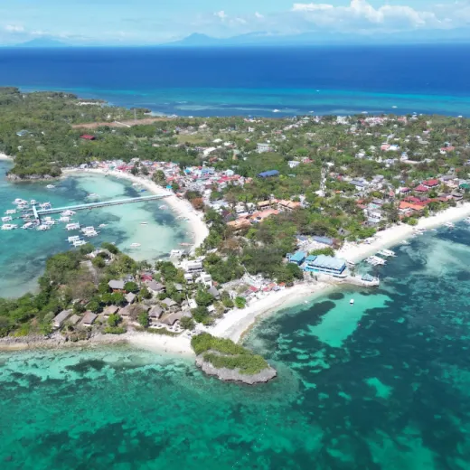 TravelToPH - Экскурсии / Туры - Экскурсия по острову Малапаскуа (пешая прогулка или на мотоцикле): маяк - пляж Баунти - местные деревни - места для прыжков с утёсов | VM-MLTLBBLVCJS-D1