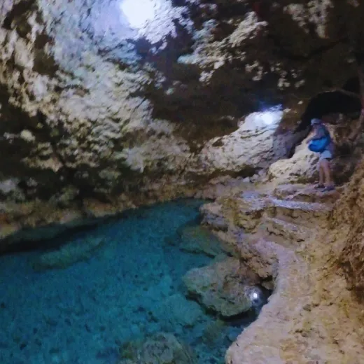 TravelToPH - Экскурсии / Туры - Тур с приключениями и живописными видами: парк озера Данао - пещера Параисо - курорт Бухо Рок - набережная Сан-Франциско | VC-ASVTLDPPBB-D1