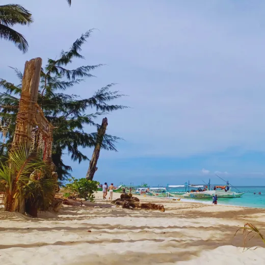 TravelToPH - Экскурсии / Туры - Круиз вокруг острова Боракай: остров Крокодил - Кристальная бухта - пляж Пука Шелл | VB-BIHCICCPSB-D1