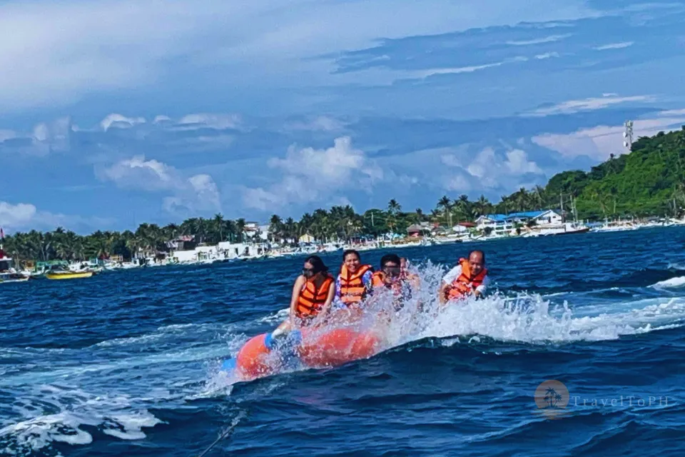 Катание на банане в Боракае | VB-BBRB Катание на банане в Боракае | VB-BBRB