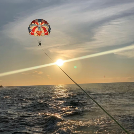 TravelToPH - Экскурсии / Туры - Парасейлинг - Полет на парашюте за катером | VB-PIB-D1